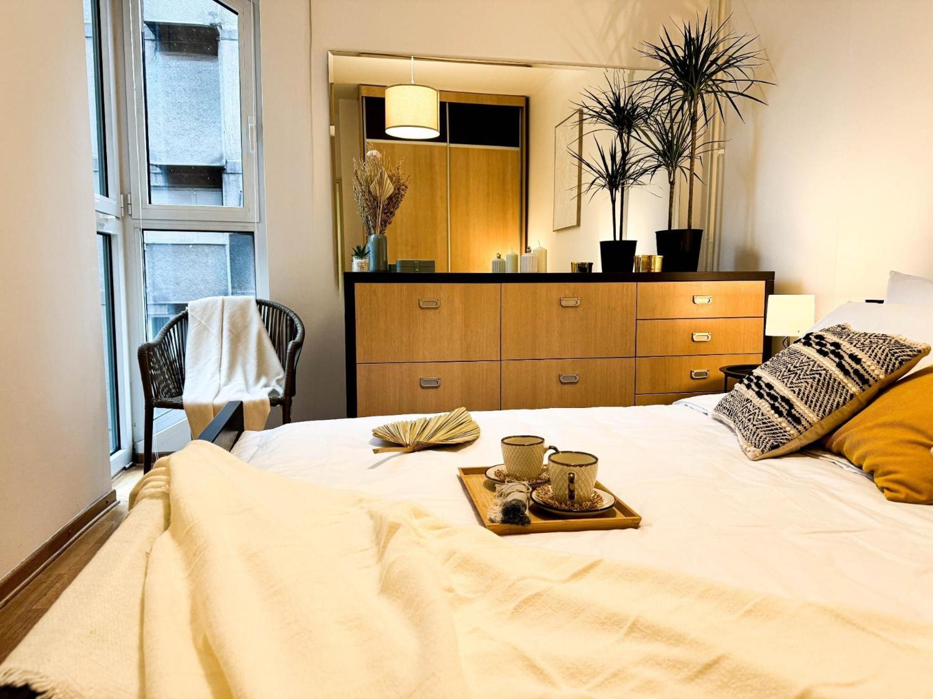 Апартаменты Big Company Old Town Treasure Renovated Белград Экстерьер фото